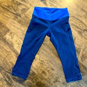 Lululemon size 6 crop leggings